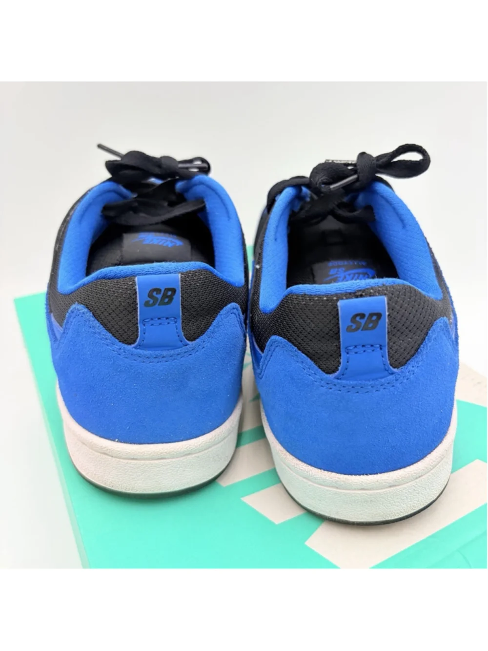 NIKE SB Alleyoop CJ0882-004 Men’s 10.5 Black Royal Blue Skate Shoes w/ Box